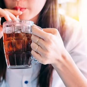 Is this the beginning of the end for low-calorie food and drink? Artificial sugar replacement aspartame, found in thousands of ‘diet’ replacements – like Diet Coke, Extra chewing gum and even toothpaste – to be declared ‘possibly carcinogenic to humans’